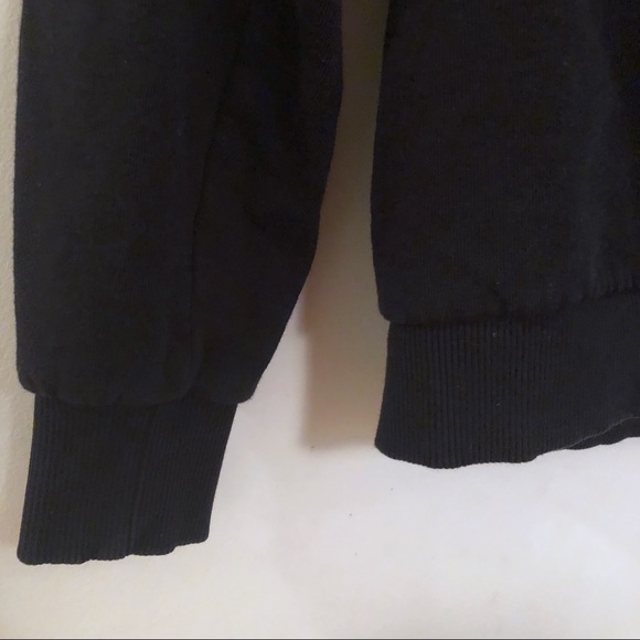 H&M Feminishm Definition Sweatshirt Pullover - Picture 3 of 5